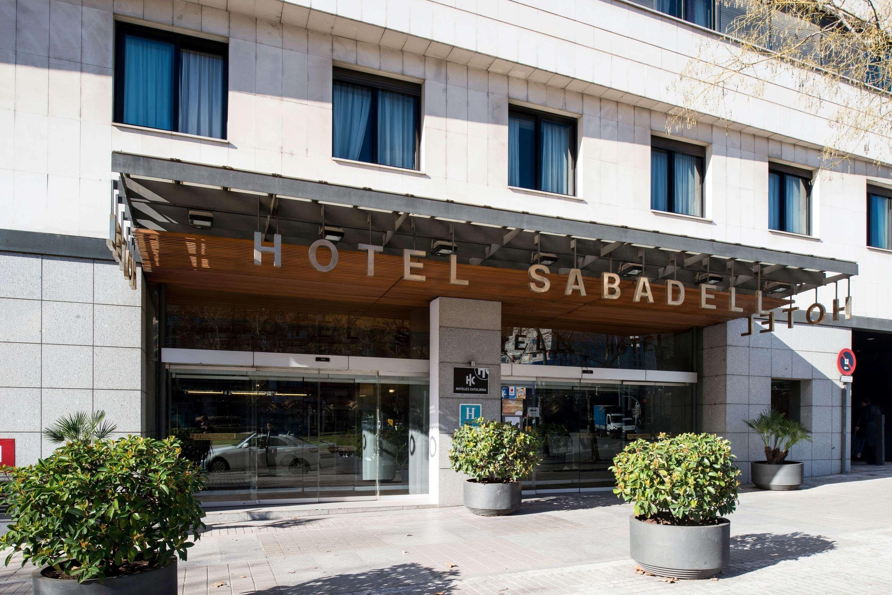 Catalonia Sabadell Hotel Екстериор снимка